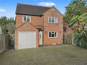 Photo 17- click for photo gallery